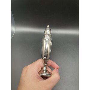 Vintage‎ Oneida Tarnish-Resistant Salt Shaker Made In Japan